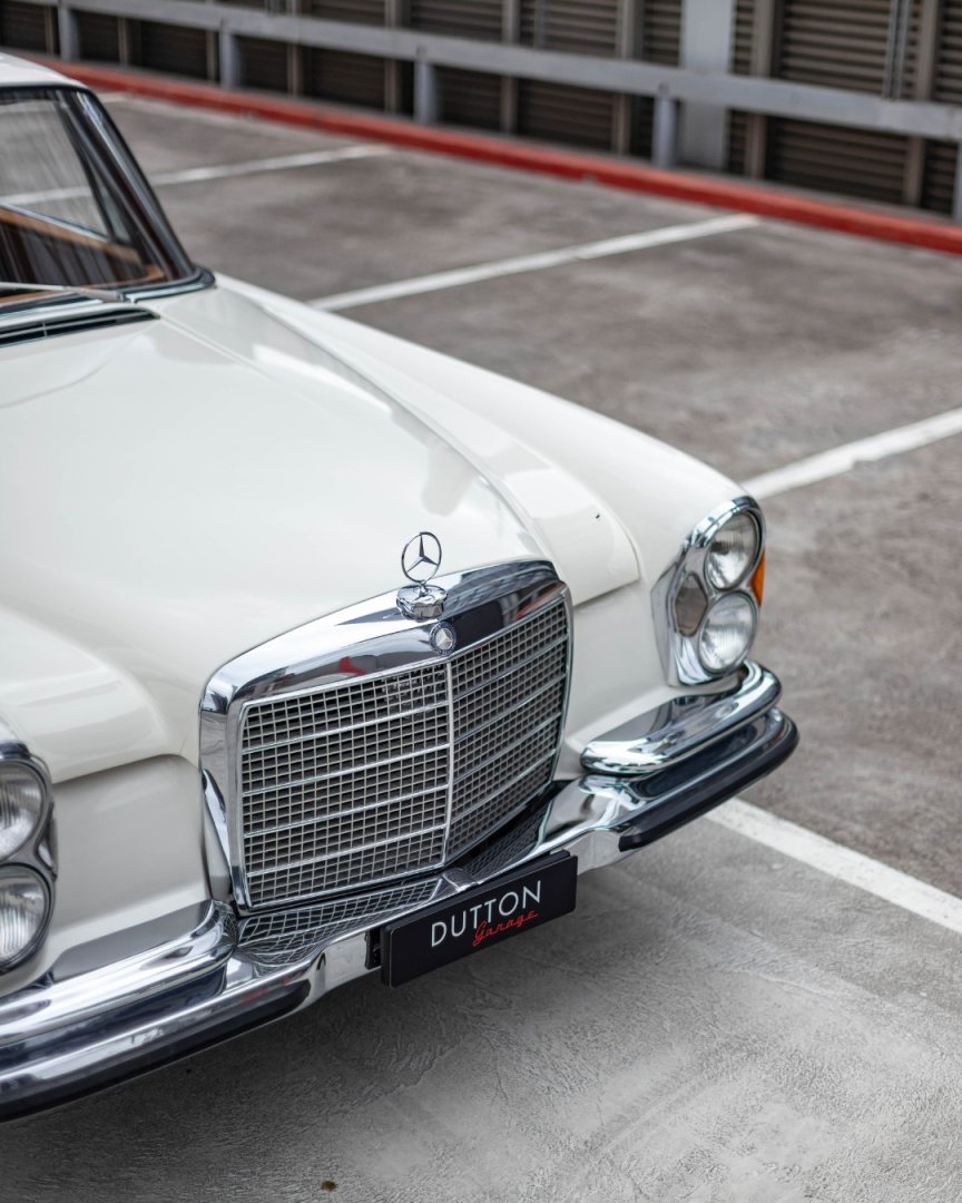 Mercedes-Benz W111 Coupe 280 SE 3.5 V8