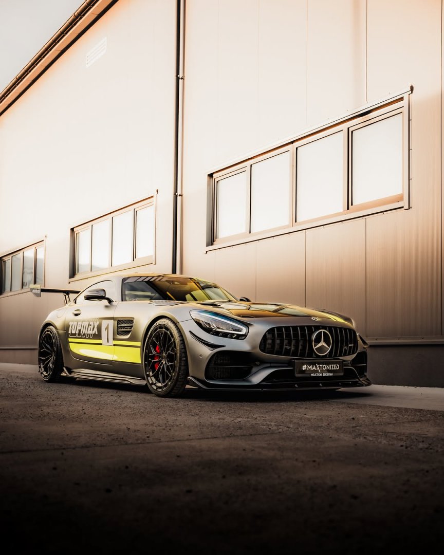 Mercedes-Benz AMG GT C190 C 4.0 V8 DCT