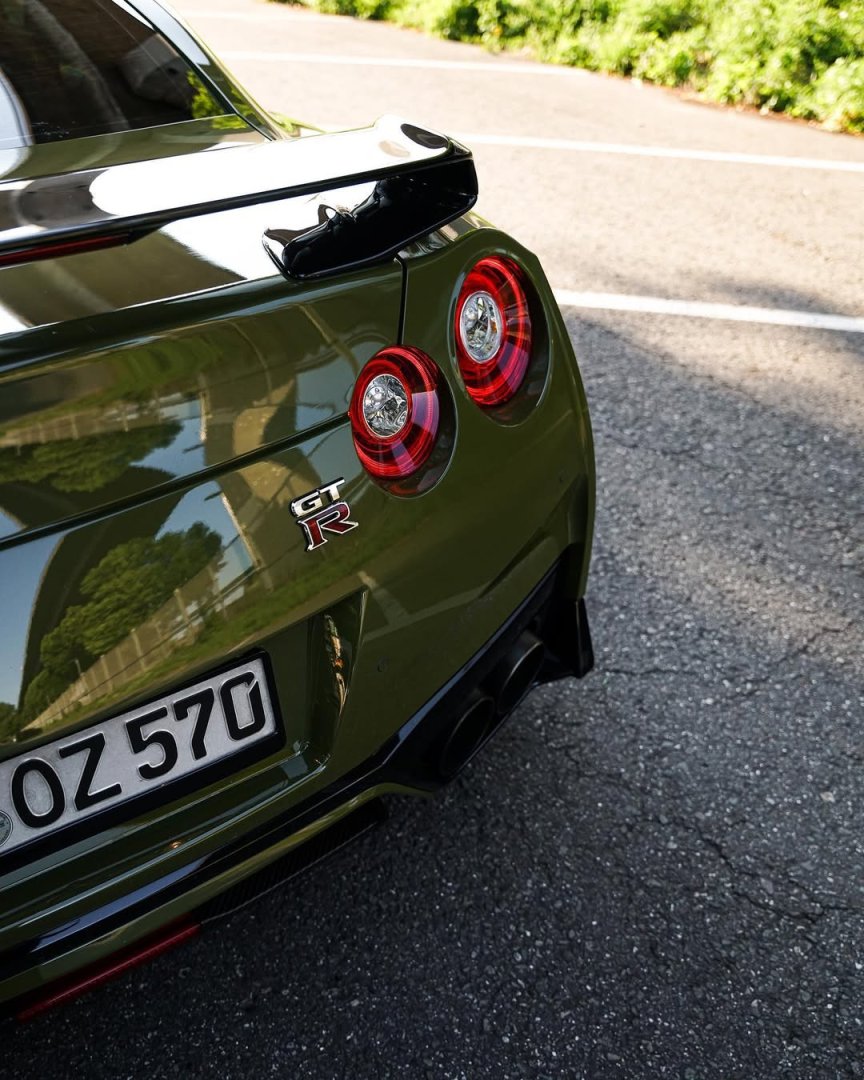 Nissan GT-R R35 3.8 V6 AWD DCT