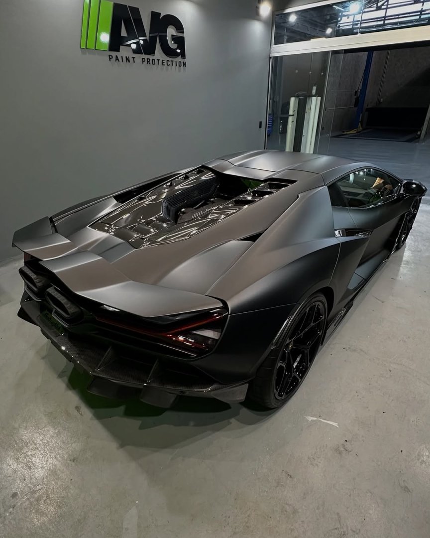 Lamborghini Revuelto LB744 6.5 V12 (1015 Hp) HPEV 4WD Automatic