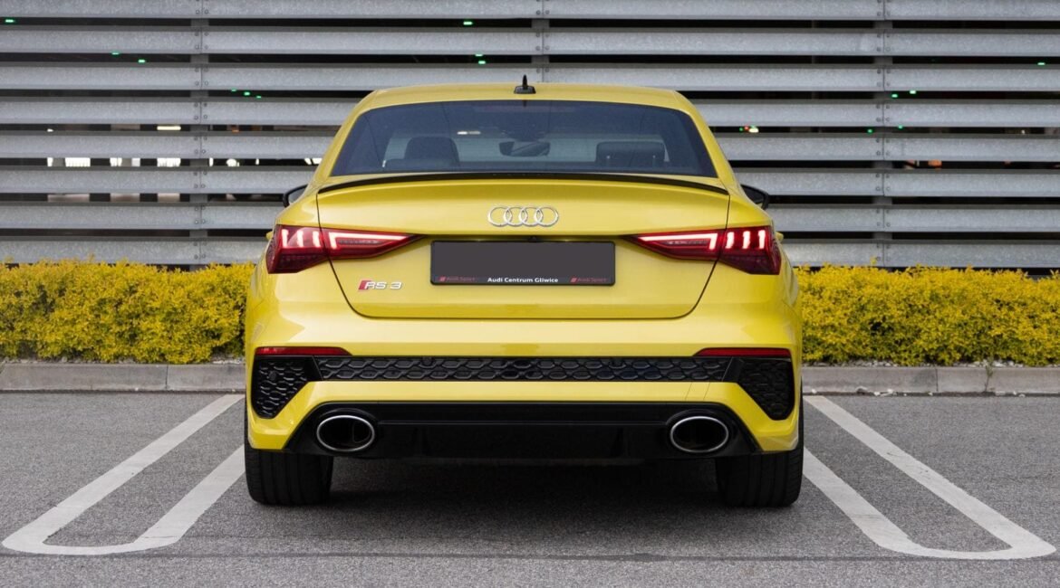 Audi RS 3 Sedan 8Y 2.5 TFSI quattro S tronic