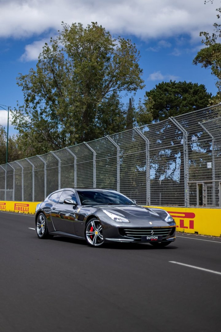 Ferrari GTC4Lusso 6.3 V12 DCT