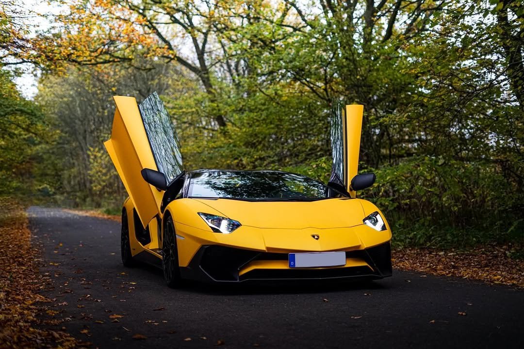 Lamborghini Aventador SVJ Roadster 6.5 V12 4WD ISR