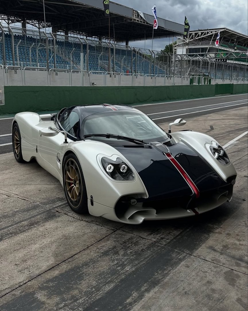 Pagani Utopia 6.0 V12