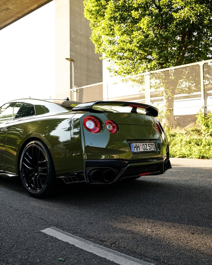 Nissan GT-R R35 3.8 V6 AWD DCT