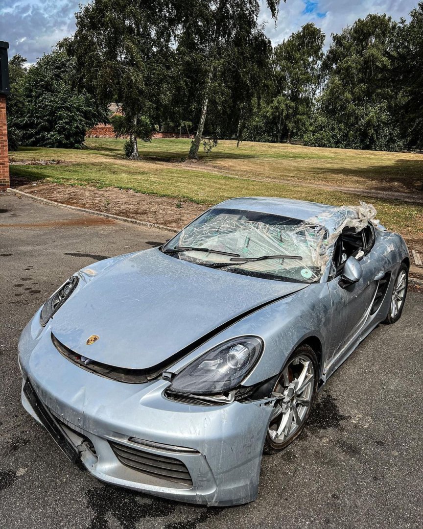 Porsche 718 Cayman 982 S 2.5 PDK by Mat Armstrong