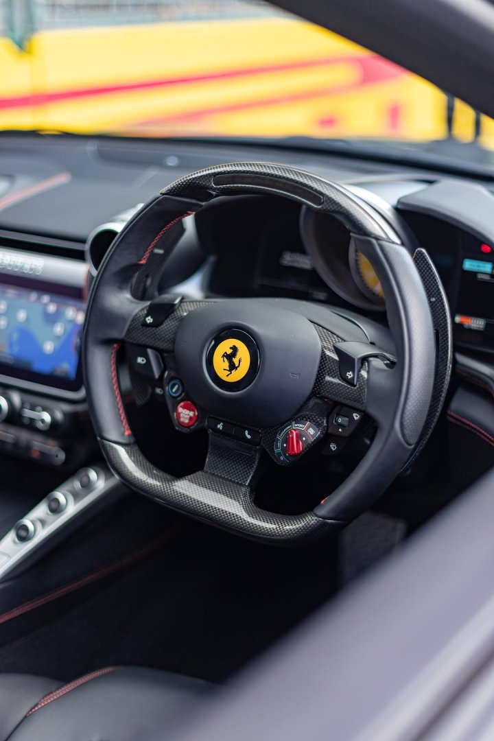 Ferrari GTC4Lusso 6.3 V12 DCT