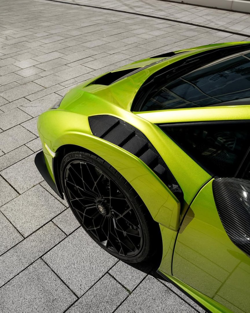 Lamborghini Huracan STO 5.2 V10 LDF