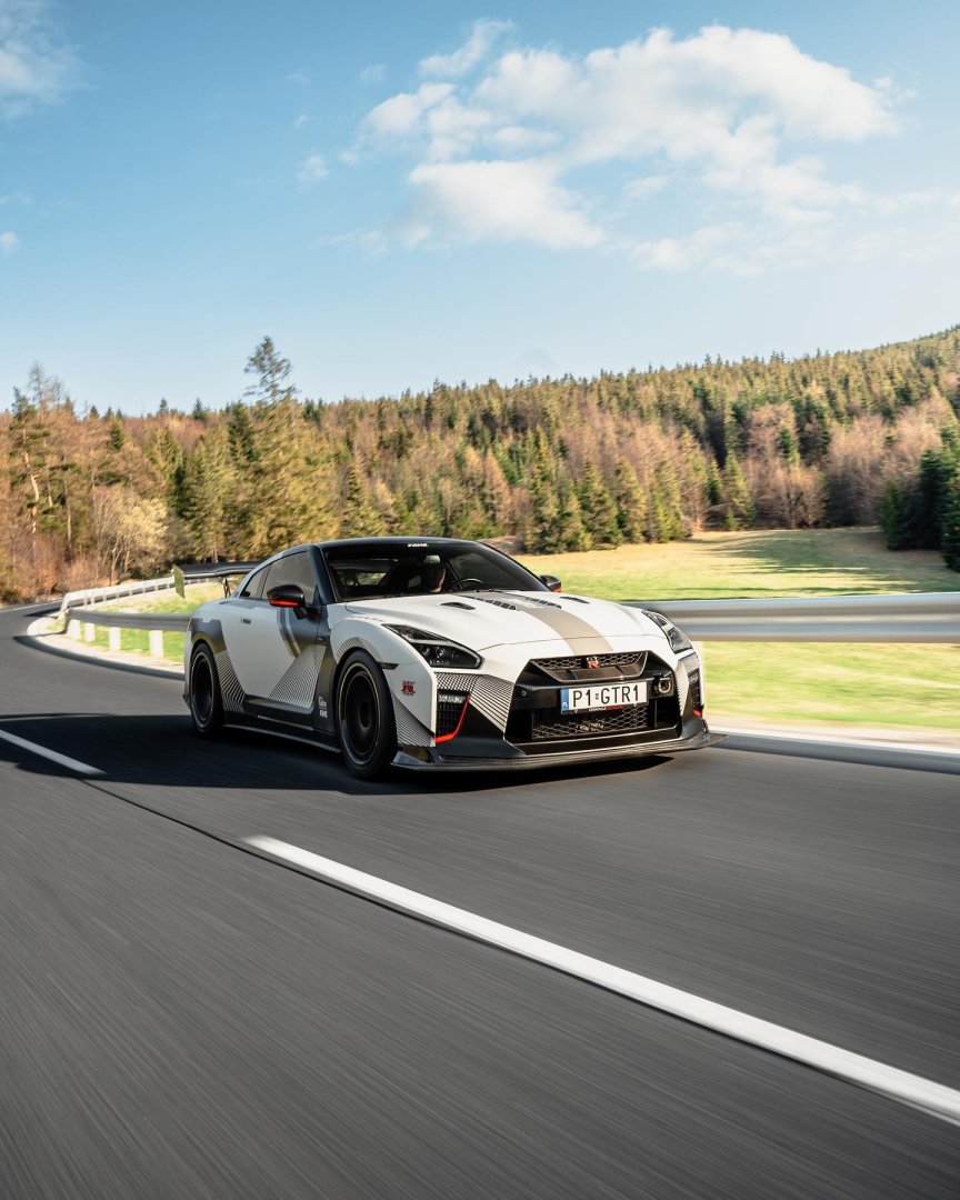 Nissan GT-R R35 Track Edition 3.8 V6 AWD DCT BUDDA x FAME